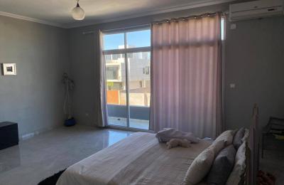 VENDE-SE: Moradia de Luxo T5 (Suítes) em Mapulene – Exclusividade e Espaço